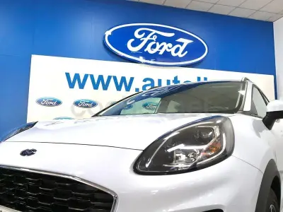 Używany Ford Puma Titanium 125 KM (91 kW) 2022 Biały SUV