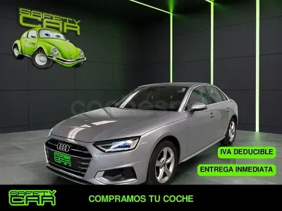 Usado Audi A4 Advanced Plus 136 CV (100 kW) 2021 Gris / plata Berlina