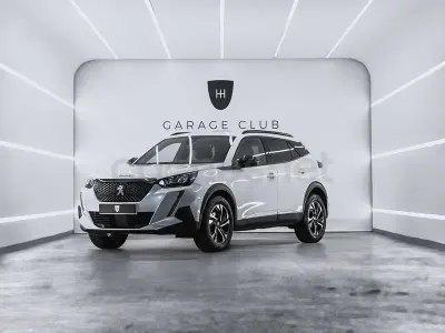 Usado Peugeot 2008 Allure 101 CV (74 kW) 2022 Blanco SUV