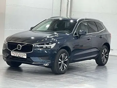 Usado Volvo XC60 Momentum 197 CV (144 kW) 2021 Azul SUV