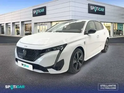 Usado Peugeot 308 GT 136 CV (100 kW) 2025 Blanco Berlina