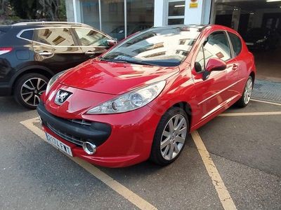 Usado Peugeot 207 GTi 110 CV (80 kW) 2007 Rojo Berlina