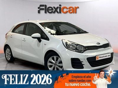 Blanco Usado 2017 Kia Rio Berlina | 10.290 € (Precio justo)