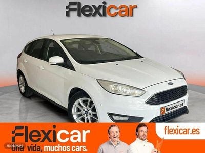 Usado Ford Focus Trend+ 125 CV (91 kW) 2016 Blanco Berlina