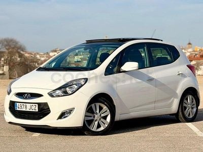 Usado Hyundai ix20 115 CV (84 kW) 2015 Blanco Utilitario