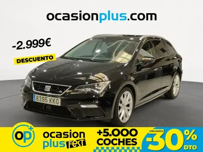Usado Seat Leon FR 125 CV (91 kW) 2018 Negro Familiar