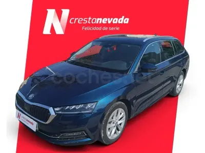 Usado Skoda Octavia Selection 150 CV (110 kW) 2023 Azul Familiar