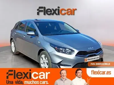 Usado Kia Ceed 136 CV (100 kW) 2023 Gris Utilitario