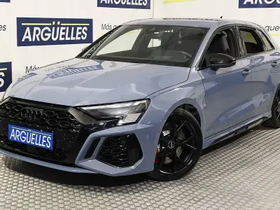 Usado Audi RS3 400 CV (294 kW) 2022 Gris / plata Berlina