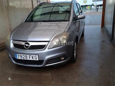 Gris / plata Usado 2007 Opel Zafira Cosmo Monovolumen | 3995 € (Un poco caro)