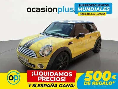 Usado Mini Cooper 122 CV (89 kW) 2010 Amarillo Utilitario