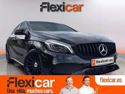 Usado Mercedes A180 109 CV (80 kW) 2018 Negro Utilitario