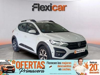 Usado Dacia Sandero Comfort 101 CV (74 kW) 2022 Blanco Utilitario