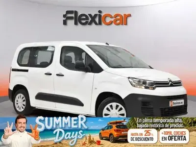 Usado Citroën Berlingo Feel 102 CV (75 kW) 2021 Blanco Monovolumen