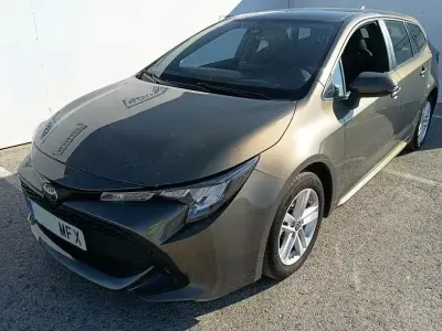 Usado Toyota Corolla Business Edition 140 CV (102 kW) 2023 Marrón Familiar