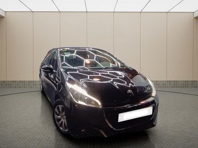 Usado Peugeot 208 Allure 82 CV (60 kW) 2017 Negro Utilitario