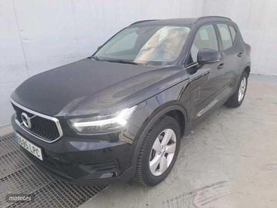 Negro Usado 2021 Volvo XC40 Momentum SUV | 24.900 € (Un poco caro)