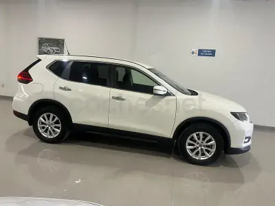 Usado Nissan X-Trail Acenta 150 CV (110 kW) 2020 Blanco SUV