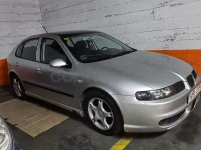 Brugt Seat Leon Sport 105 HK (77 kW) 2004 Grå Hatchback