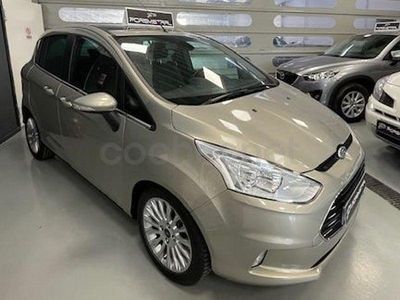 Usado Ford B-MAX Trend 125 CV (91 kW) 2013 Gris / plata Monovolumen