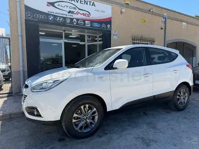 Usado Hyundai ix35 135 CV (99 kW) 2015 Blanco SUV