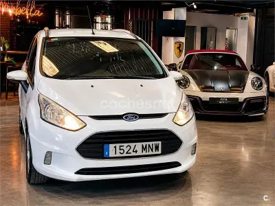 Usado Ford B-MAX Trend 100 CV (73 kW) 2016 Blanco Monovolumen