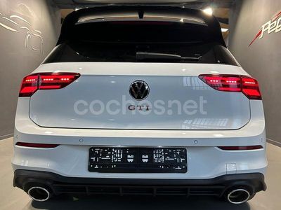 Blanco Usado 2021 VW Golf VIII GTI Clubsport Berlina | 35.900 € (Precio justo)