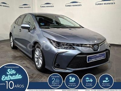 Gris / plata Usado 2023 Toyota Corolla Business Edition Berlina | 20.990 € (Precio justo)