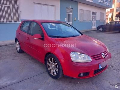 Rojo Usado 2004 VW Golf IV Berlina | 1990 € (Super precio)