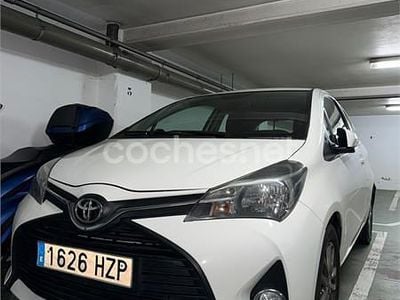 Occasion Toyota Yaris Live 69 PK (50 kW) 2014 Wit Hatchback
