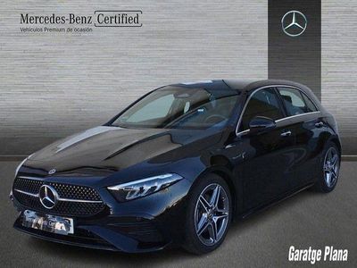 Usado Mercedes A180 AMG line 136 CV (100 kW) 2025 Negro noche