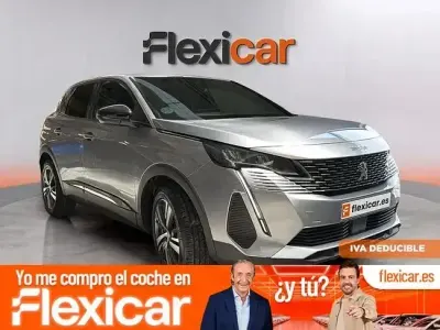 Usado Peugeot 3008 Allure 130 CV (95 kW) 2024 Gris / plata SUV