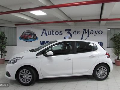 Usado Peugeot 208 85 CV (62 kW) 2019 Blanco Utilitario