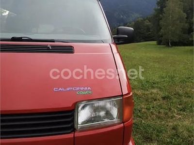 Usado VW California Beach 110 CV (80 kW) 2019 Rojo Van