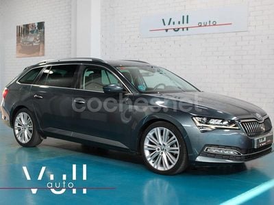 Azul Usado 2021 Skoda Superb Style Familiar | 23.450 € (Precio justo)