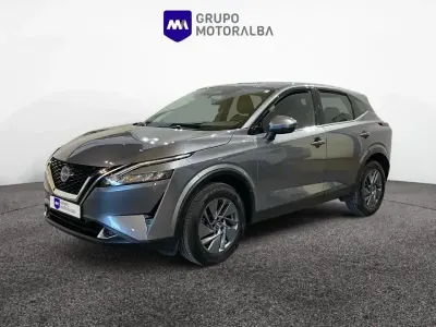 Usado Nissan Qashqai Acenta 140 CV (102 kW) 2023 Gris / plata SUV
