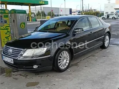 Usado VW Phaeton 240 CV (176 kW) 2004 Negro Berlina