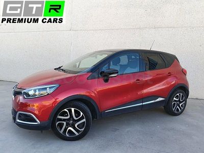 Usado Renault Captur Zen 90 CV (66 kW) 2017 Rojo SUV