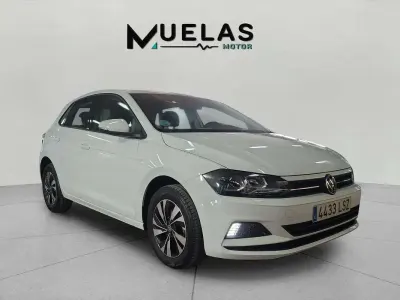 Begagnad VW Polo Life 95 HK (69 kW) 2021 Vit Halvkombi