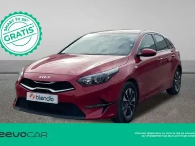 Usado Kia Ceed 101 CV (74 kW) 2024 Rojo Utilitario