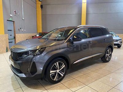 Usado Peugeot 5008 Allure 130 CV (95 kW) 2021 Gris / plata SUV
