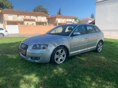 Usado Audi A3 Ambiente 105 CV (77 kW) 2007 Gris / plata Utilitario