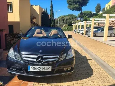 Usado Mercedes E200 Avantgarde 184 CV (135 kW) 2010 Negro Descapotable