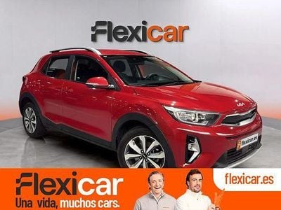 Usado Kia Stonic 100 CV (73 kW) 2024 Rojo SUV