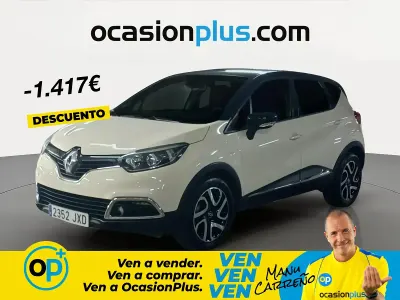 Usado Renault Captur Zen 120 CV (88 kW) 2017 Blanco SUV