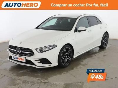 Usado Mercedes A180 AMG line 116 HP (85 kW) 2021 Branco Sedan