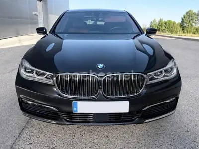 Usado BMW 740 320 CV (235 kW) 2016 Gris / plata Berlina