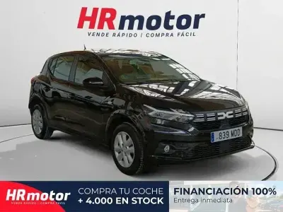 Käytetty Dacia Sandero Expression 101 HP (74 kW) 2022 Musta Sedan