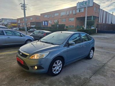 Usado Ford Focus Trend 100 CV (73 kW) 2008 Azul Berlina