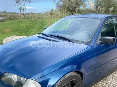 Usado BMW 320 136 CV (100 kW) 2001 Azul Berlina